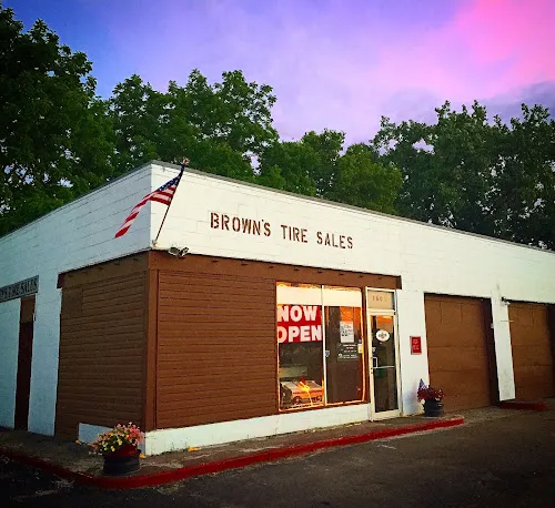 1 - 2000 Modern Tire Services