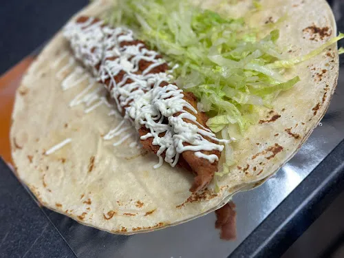 6 - 911 Hairdressing