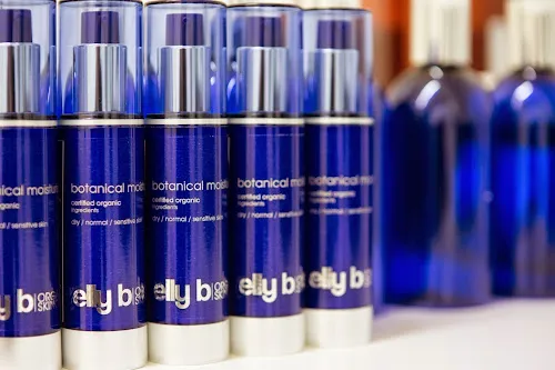 4 - Aarbi Hair And Beauty Salon