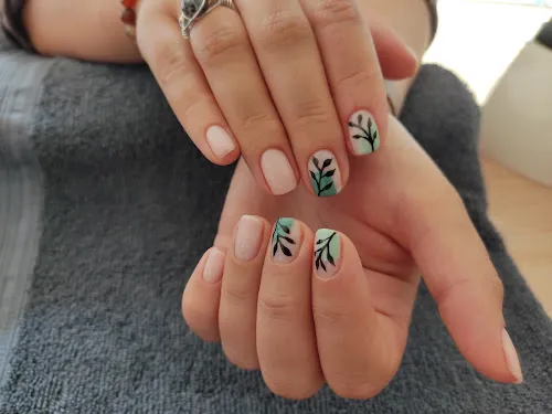 4 - Abella Unisex Hair and Beauty