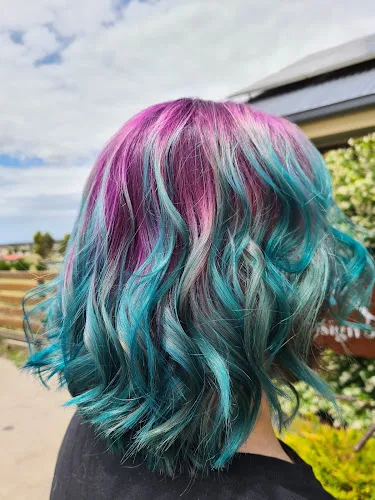 3 - Acorns Hair & Beauty