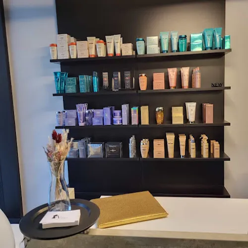 3 - Ad Astra Coiffeure