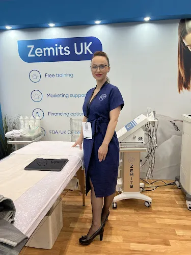 4 - AD Pure Hair & Beauty Salon