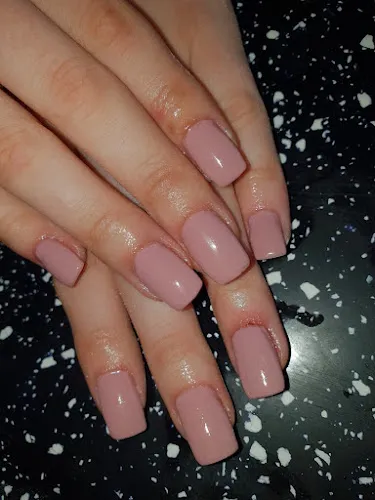 5 - Ada Rose Beauty & Academy