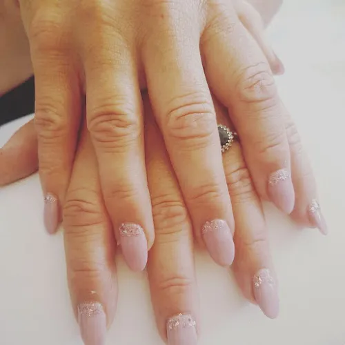 3 - Ada Rose Beauty & Academy