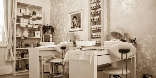 2 - addlestone beauty salon