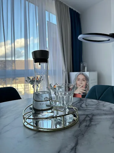 8 - AG KOSMETIK INSTITUT