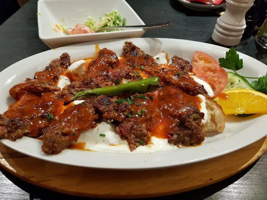 1 - AHI Burger & Kebap Grillhaus