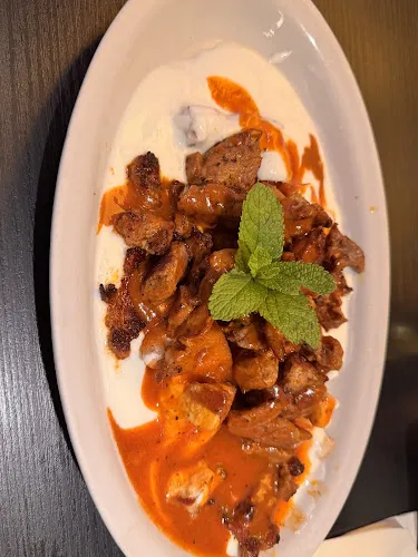 4 - AHI Burger & Kebap Grillhaus