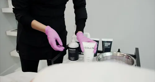 5 - Aisha beauty salon