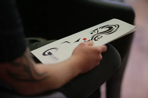 2 - Akademia Fryzjerska Gawęcki