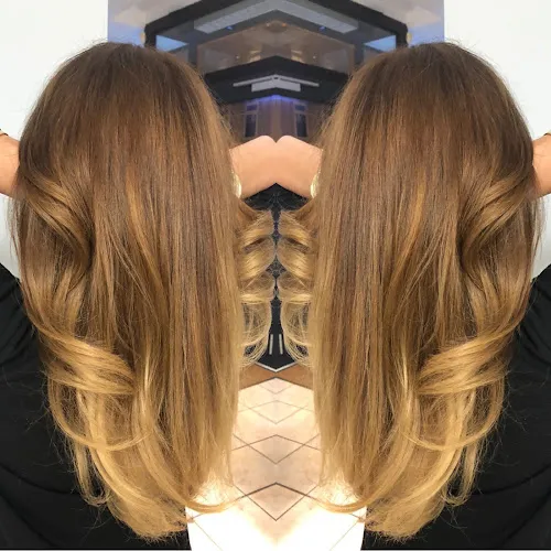 2 - Akdemir Haardesign - Meisterbetrieb - Erster VIDAL SASSOON Partnersalon in Bremen