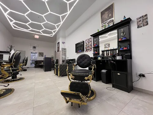 2 - Aki’s Barbershop