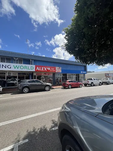 3 - Alex’s nails & spa