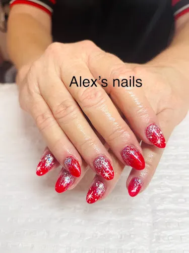 4 - Alex’s nails & spa