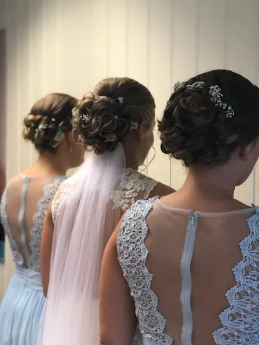 2 - Alfakrøll Frisør