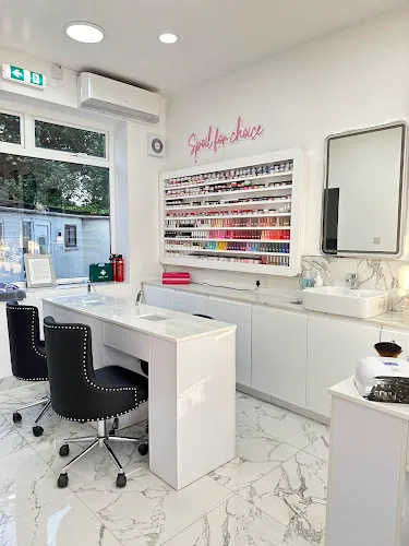 3 - Alizas Hair & Beauty