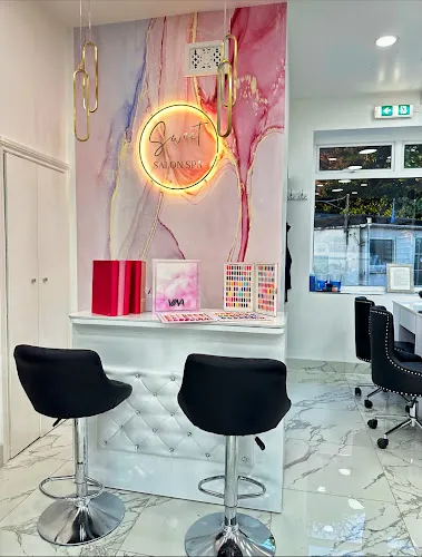 2 - Alizas Hair & Beauty