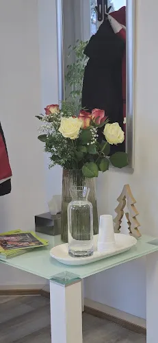 2 - Allgemeinmedizin & Naturheilkunde Viktoria Karukina