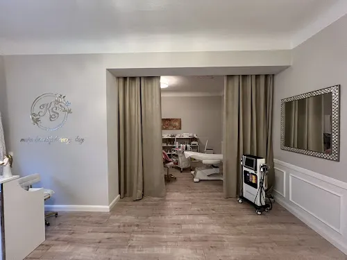 3 - Amaya Beauty Berlin