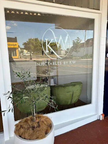 2 - Amiches Hair Salon