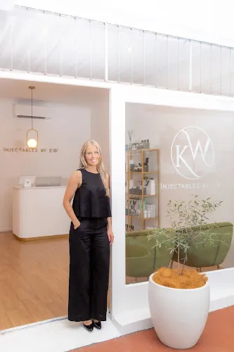 1 - Amiches Hair Salon