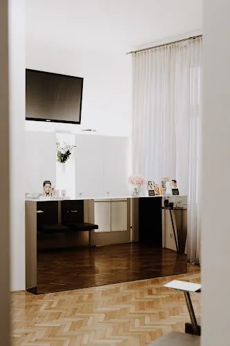 4 - Amor Sui - Medical Aesthetic & Beauty Institute