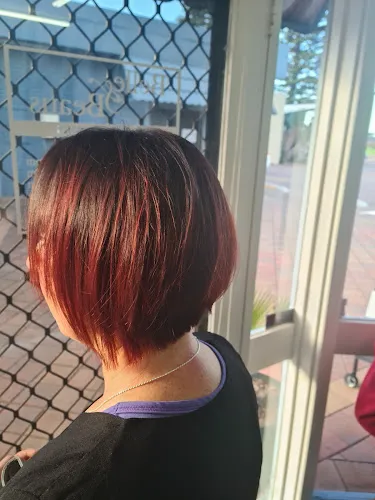 2 - Amour Beautè Boutique