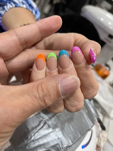 4 - Amys Hair Studio