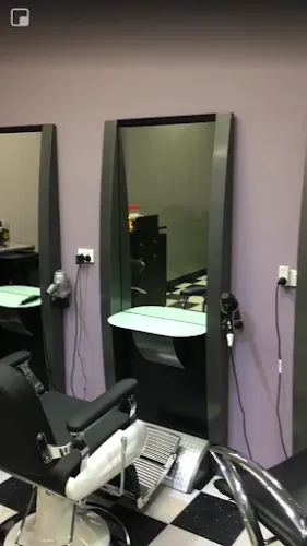 4 - Amys Hairdressing