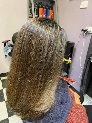 5 - Amys Hairdressing