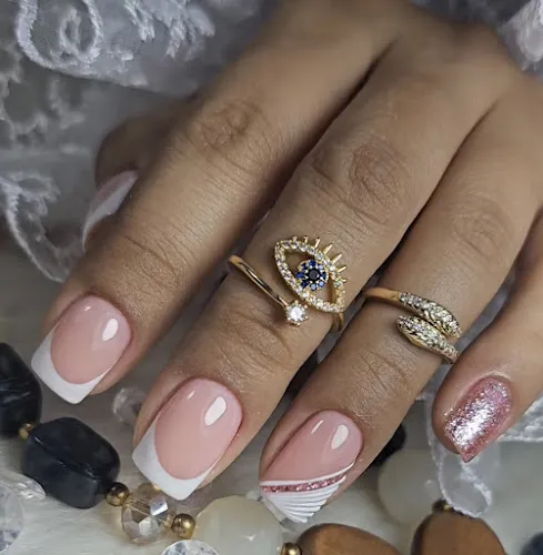 4 - Angeliques Aesthetics