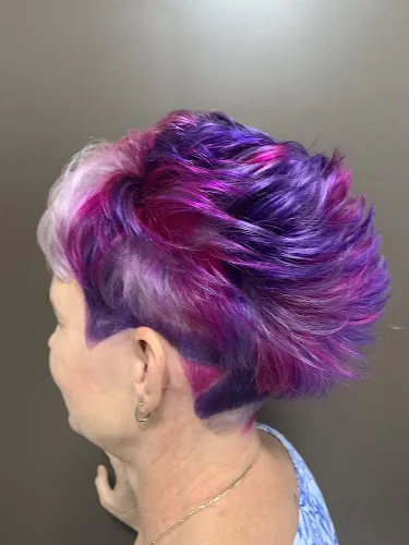 8 - Angies Hair Graphics