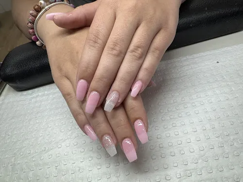 2 - Annas Nails and Beauty Morwell