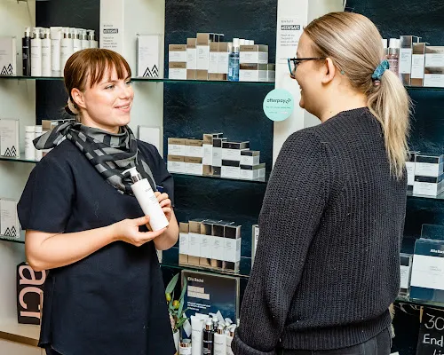 8 - Antonios Hair Design