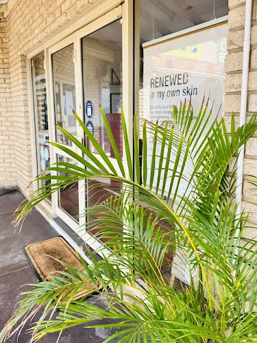 7 - Antonios Hair Design