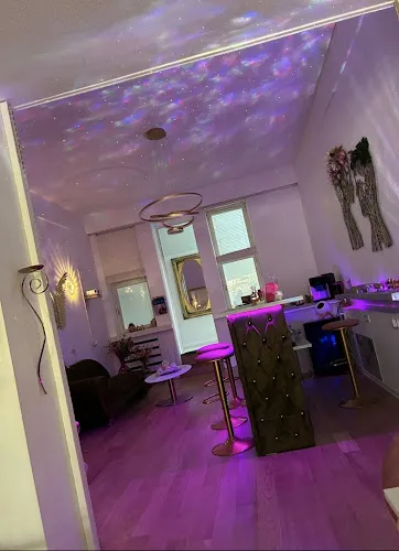 8 - Aphrodite Kosmetiksalon & Akademie