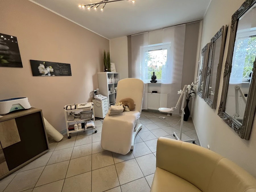 1 - ApoLi Friseur & Barber