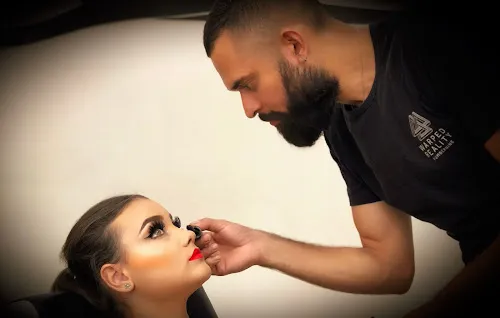 6 - Aquarius Hair Design