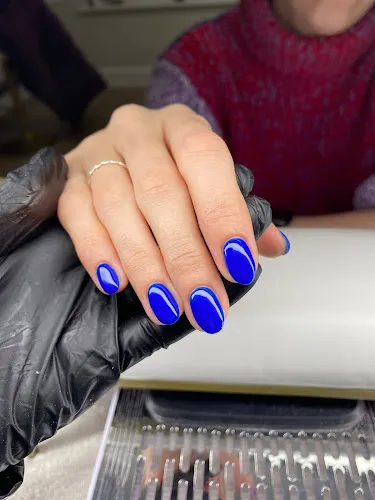 6 - Arena Hair Studio