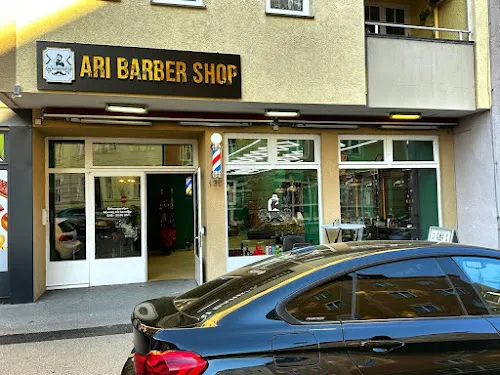 8 - Ari Barbershop