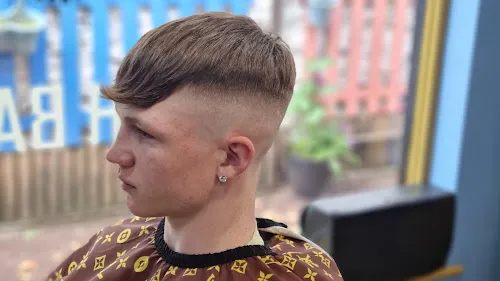 6 - Arif’s Barbershop