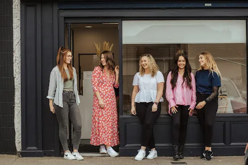 4 - Armand Hairdressing