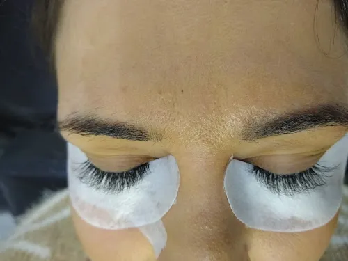 4 - Armandos Hair Stylist