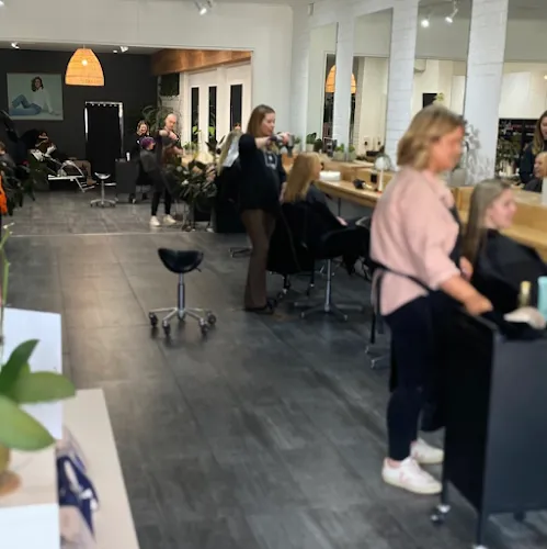 2 - Armidale Nail and Beauty