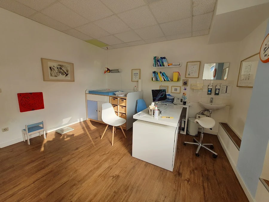 1 - Arndt Anji Viviane