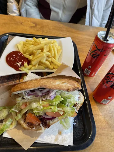 4 - ATRIN Imbiss Restaurant