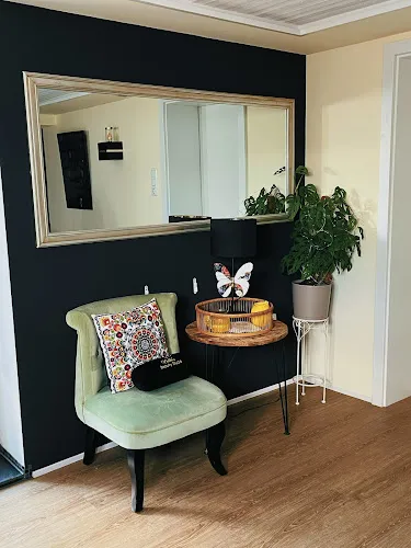 8 - AURA BEAUTY by Svetlana kosmetikstudio