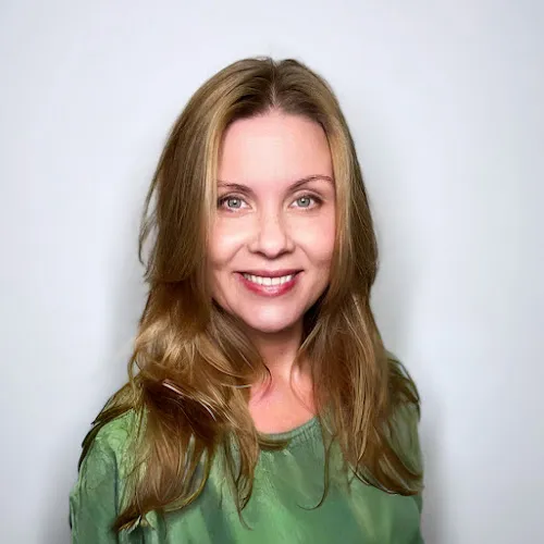 2 - AURA BEAUTY by Svetlana kosmetikstudio