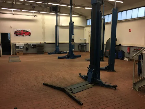 3 - Auto Fitness GmbH